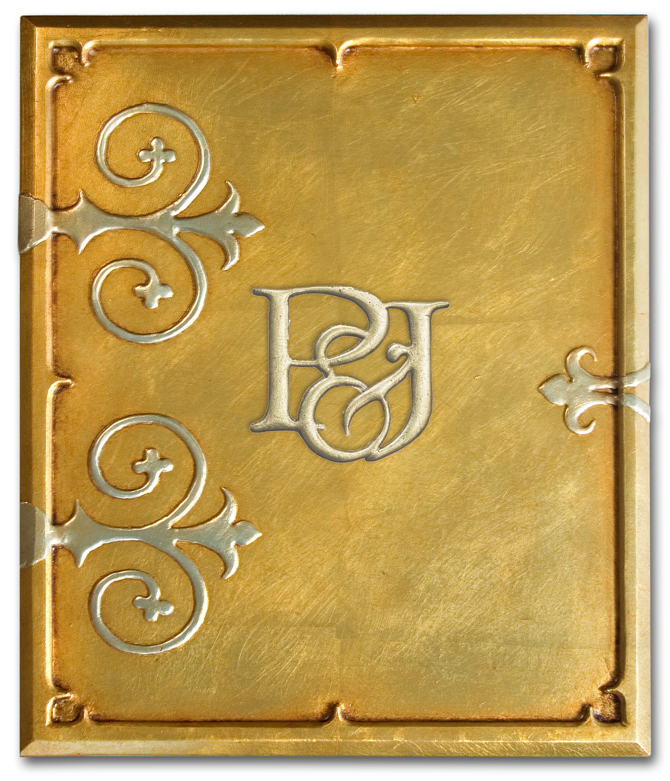 gothic-luxury-photo-albums-gilded-gold-front-cover-scaled-1.jpg Gothic style luxury photo albums. - Image 1